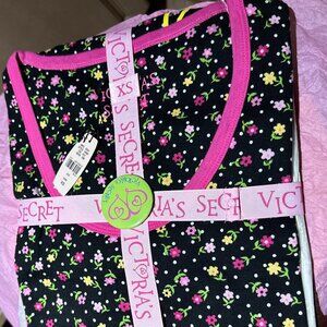 Victoria's Secret Thermal Pajama Top Black Floral XS (NWT)